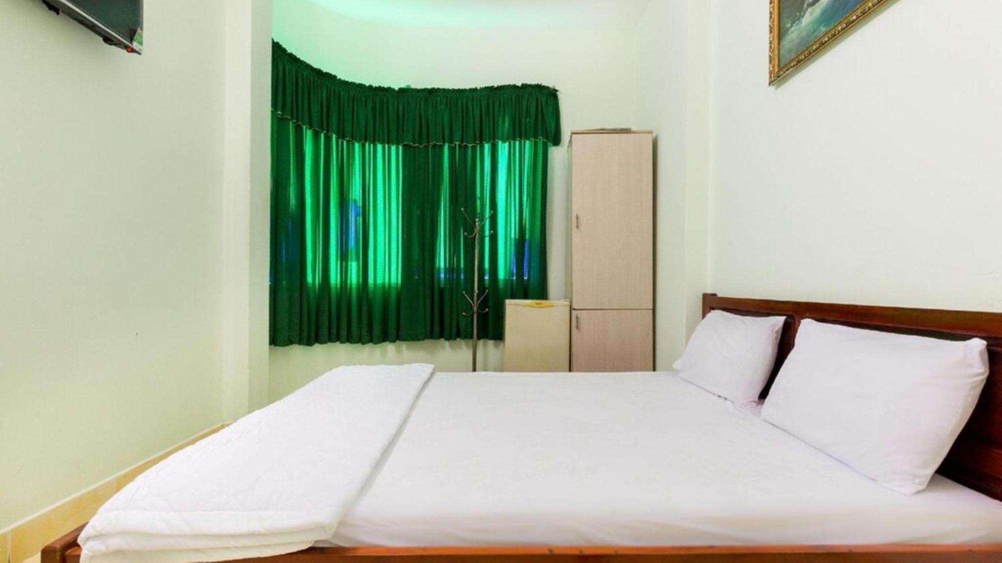 Khách sạn Mat Troi Vang