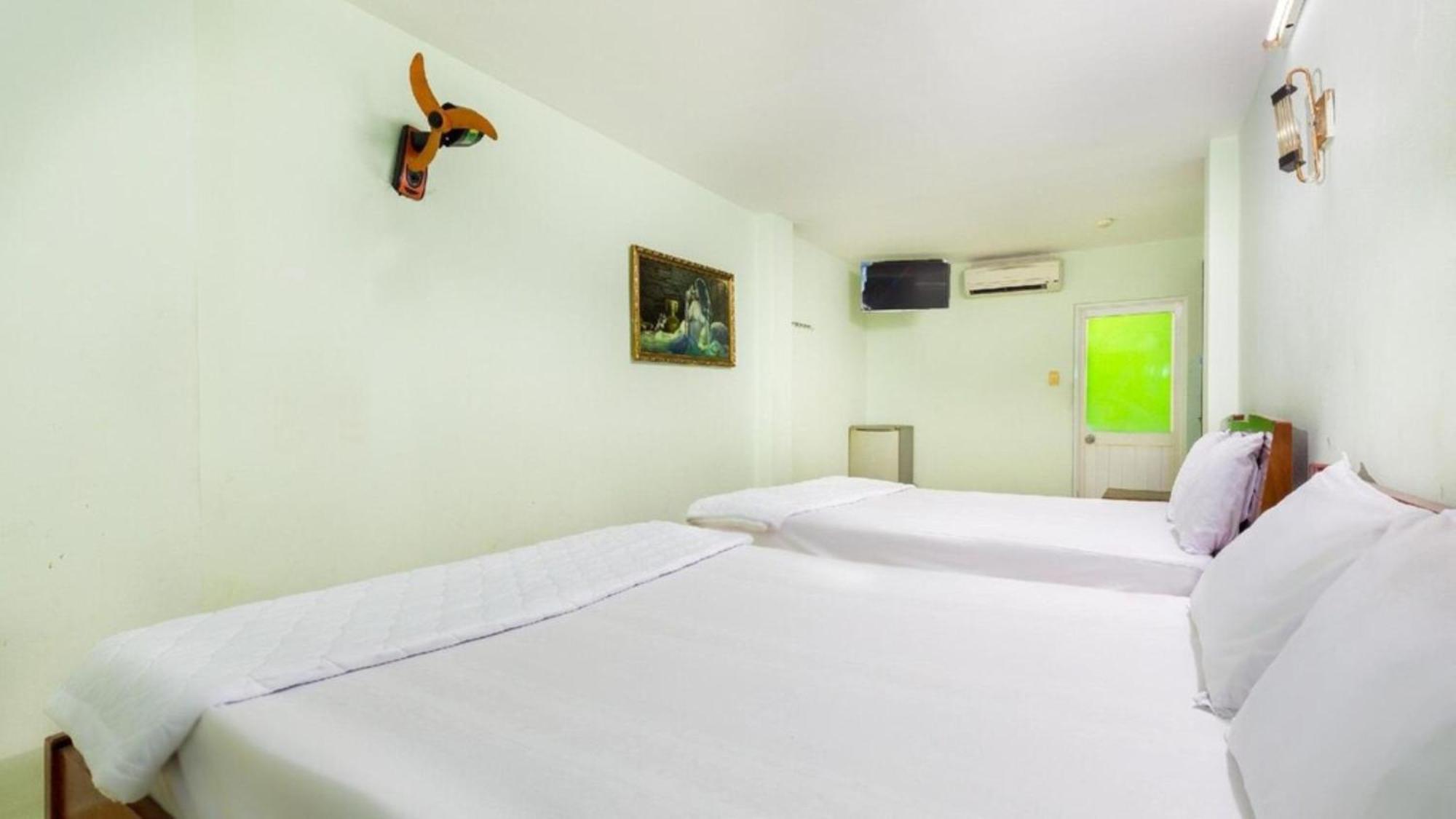 Mat Troi Vang Hotel